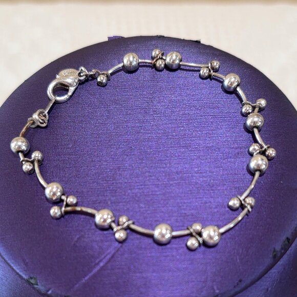 PLAYFUL Silver Link Ball Beaded Necklace and Bracelet Set from Premier Designs - Picture 10 of 12